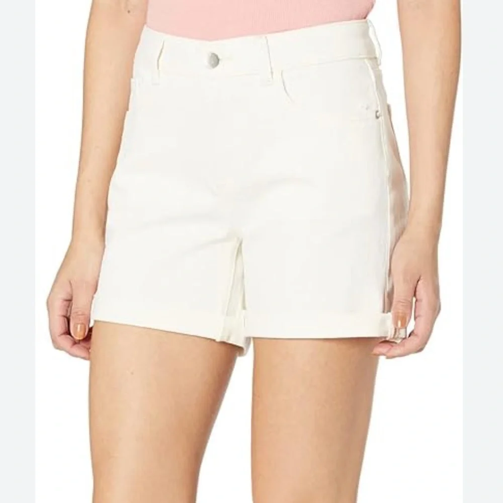 DL1961 Vintage White Karlie Cuffed Boyfriend High Waist Short Size 27